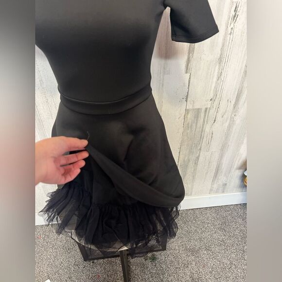 Black flare dress - Picture 4 of 6